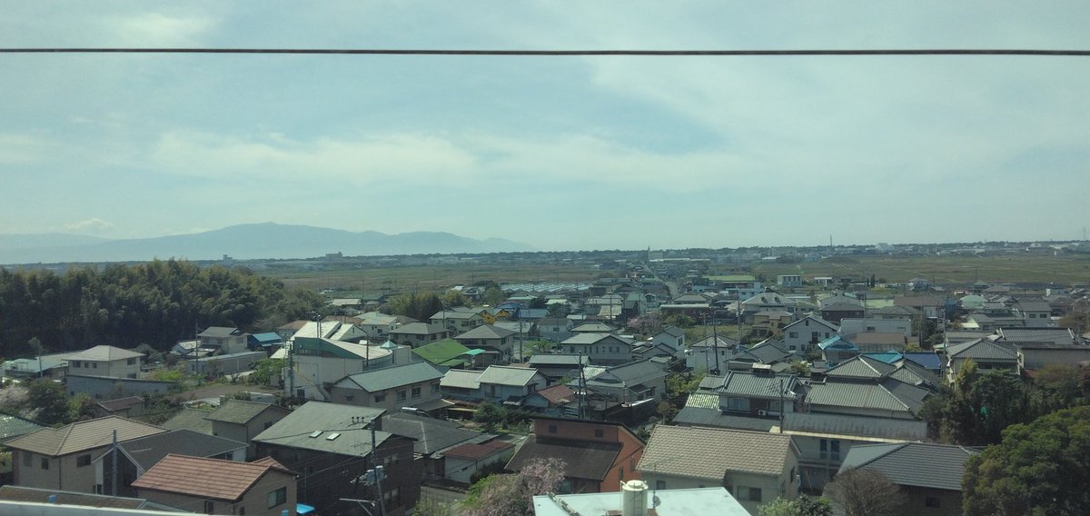 そして電車移動。
最近、この早さと楽ちんな移動方法に慣れてきてる。
前は車じゃないと！なんて思ってました。