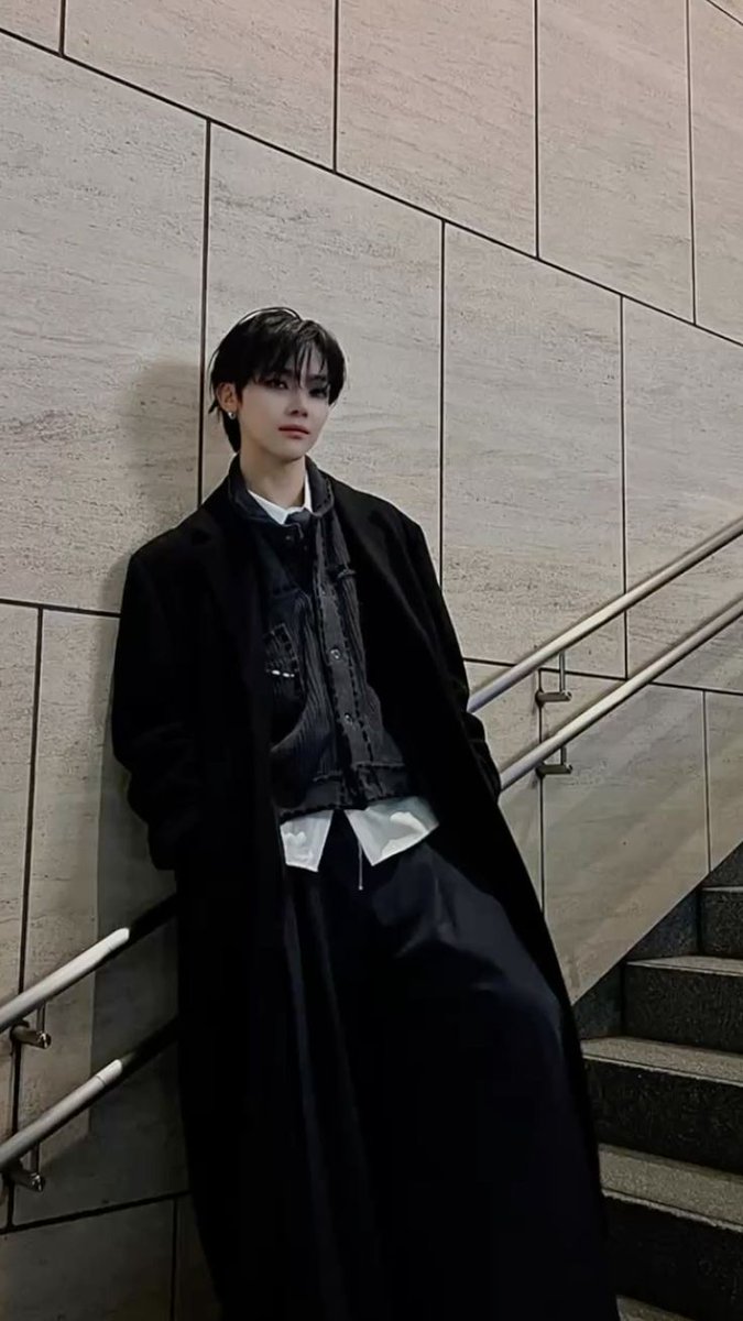 wngyih_'s tweet photo. ⠀
⠀⠀⚓︎ 🌐  [ 260405 — 22:50 ] ﹏𓊝﹏
다시 돌아와서 좋아요. 많이 그리웠어요. 무대에서 최선을 다하겠습니다.
#BLACKTIDE #NICO #ANCHORS #KINGDOM
⠀ https://t.co/E356BuGrZv