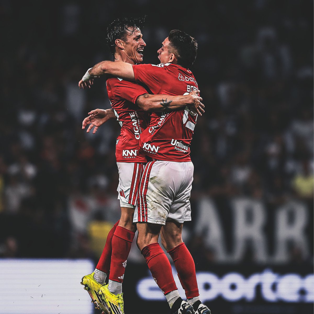 R10 Score tweet media