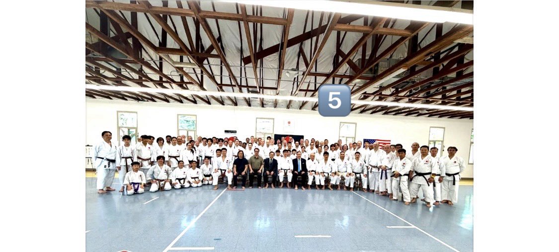 msmiminta's tweet photo. 日本空手協会、中達也師範によるスーパー武道セミナー in ロサンゼルス、無事終了です。
中先生のクラスは内容がぎっしりで理解するのが大変。土曜日と月曜日の朝にサンタモニカ道場に行き、皆と復習ができたのでとても助かりました。
稽古あるのみです。スタッフの皆様、大変お世話になりました https://t.co/UlJBv8ET28