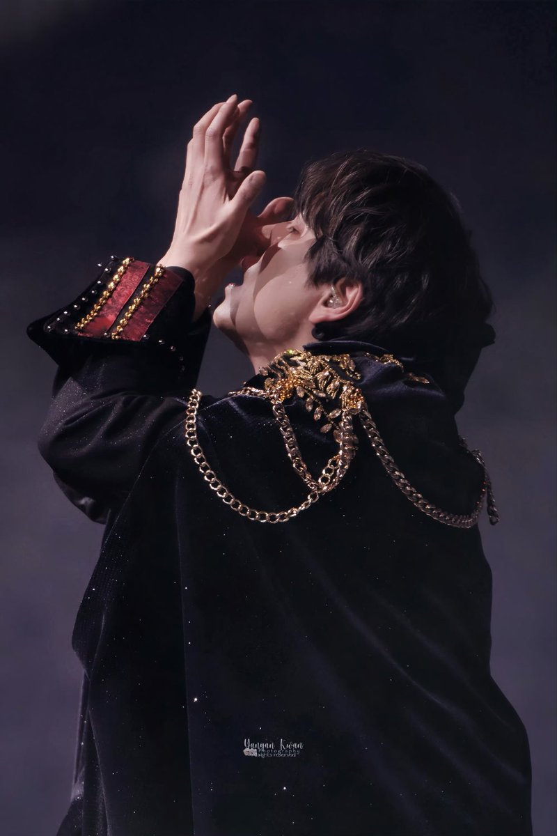 byu 𖤓☾⋆˙⟡ tweet media