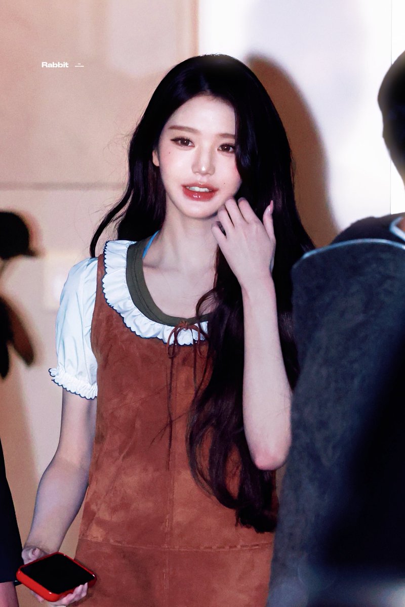 𝑹𝑨𝑩𝑩𝑰𝑻. tweet media