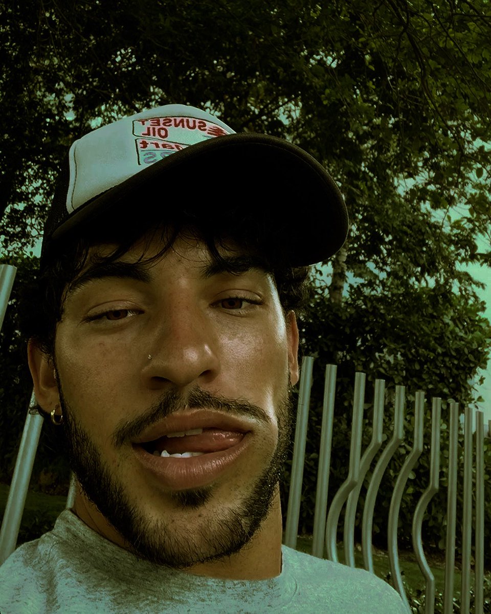 𝐂𝐀𝐋𝐄𝐁. tweet media