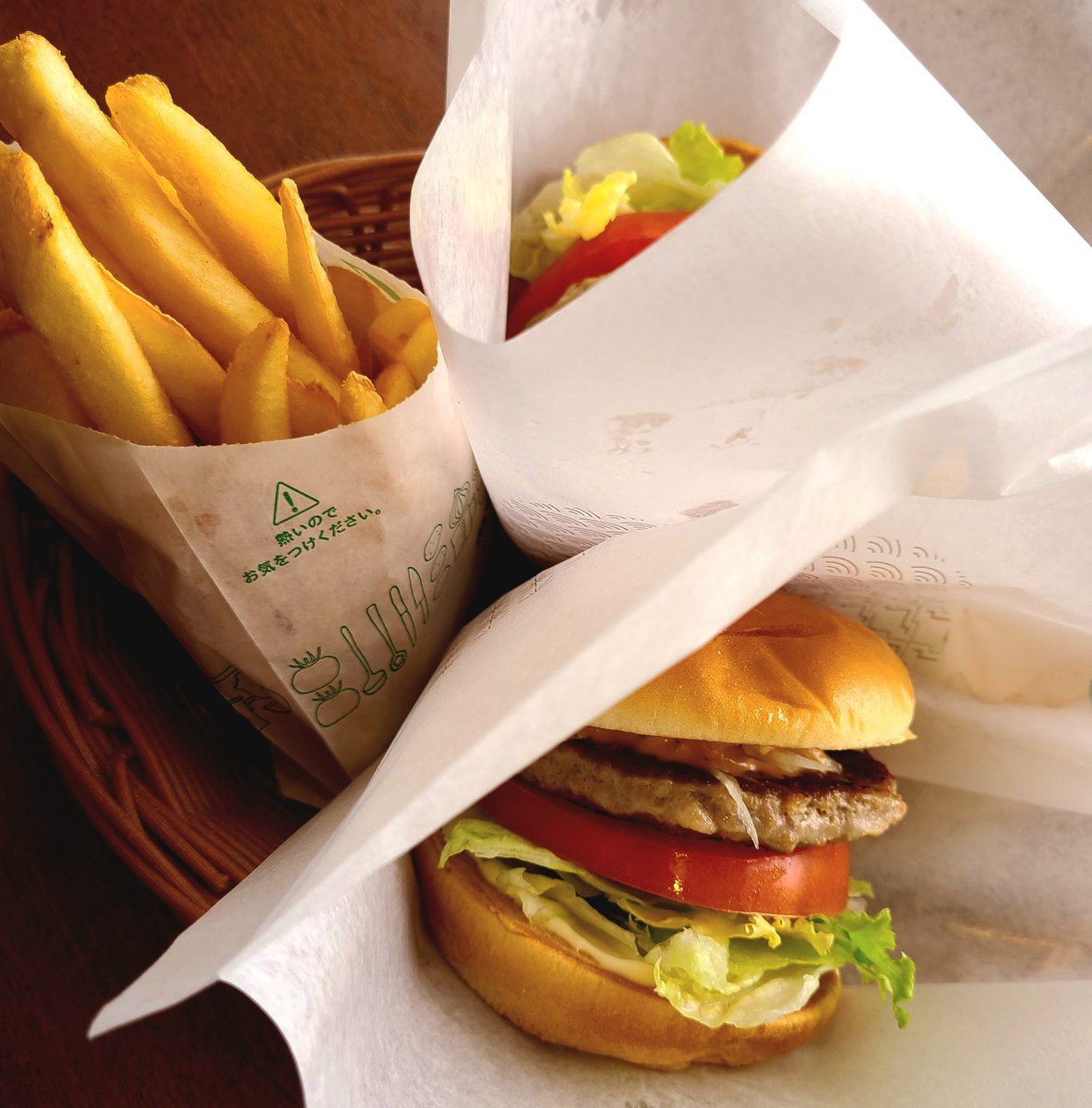 shiro@焼肉たべさせて下さい。 tweet media