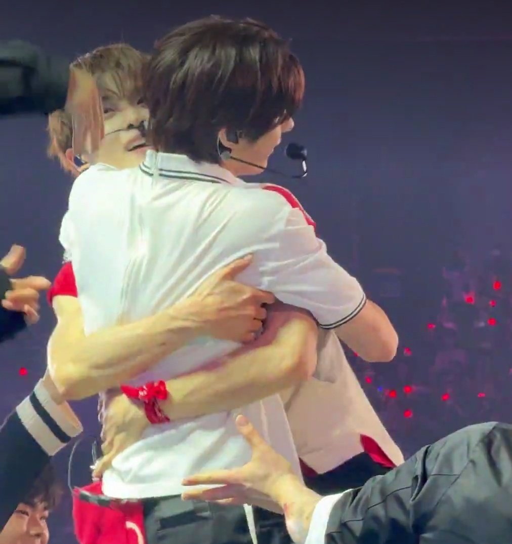 ★✰𝓛𝓮𝓽𝓽𝓽~ tweet media