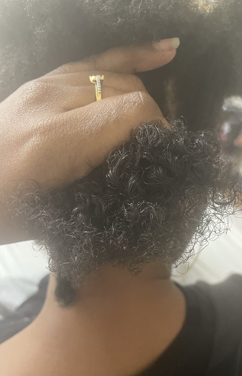 Mommy Queen™️🐘🌻🫧 tweet media