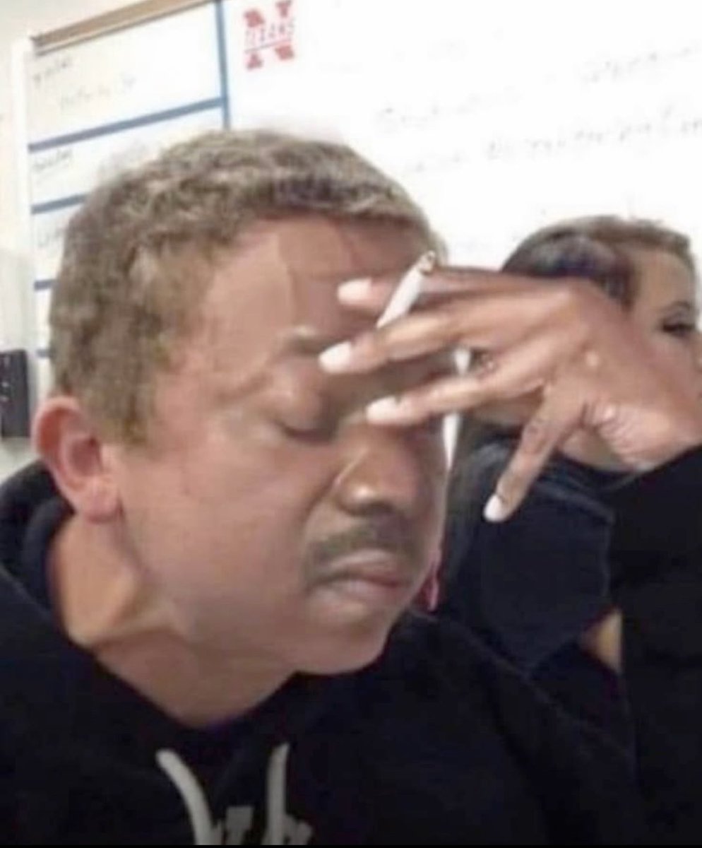 AccordingToBoxing tweet media