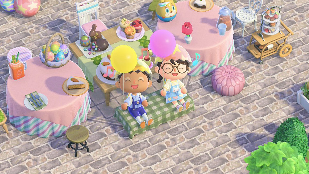RaeFaeACNH's tweet photo. I had an awesome time hosting a Bunny Day egg hunt on my island today! These little parties are always so fun to do. It’s always great when we can all get together 🥰

Many thanks to @gaels_home and @rexmon02 for playing!

#acnh #acnhfriends #acnhbunnyday https://t.co/3U2Mh2qV8c