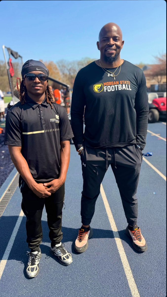 Tj_7M's tweet image. Had an amazing visit at Morgan State University! 🔥
Appreciate the opportunity to watch practice and talk with the staff, and see Will. definitely a great vibe.
#MorganState #HBCU #Football
@OchoDougie, @MorganStCoach