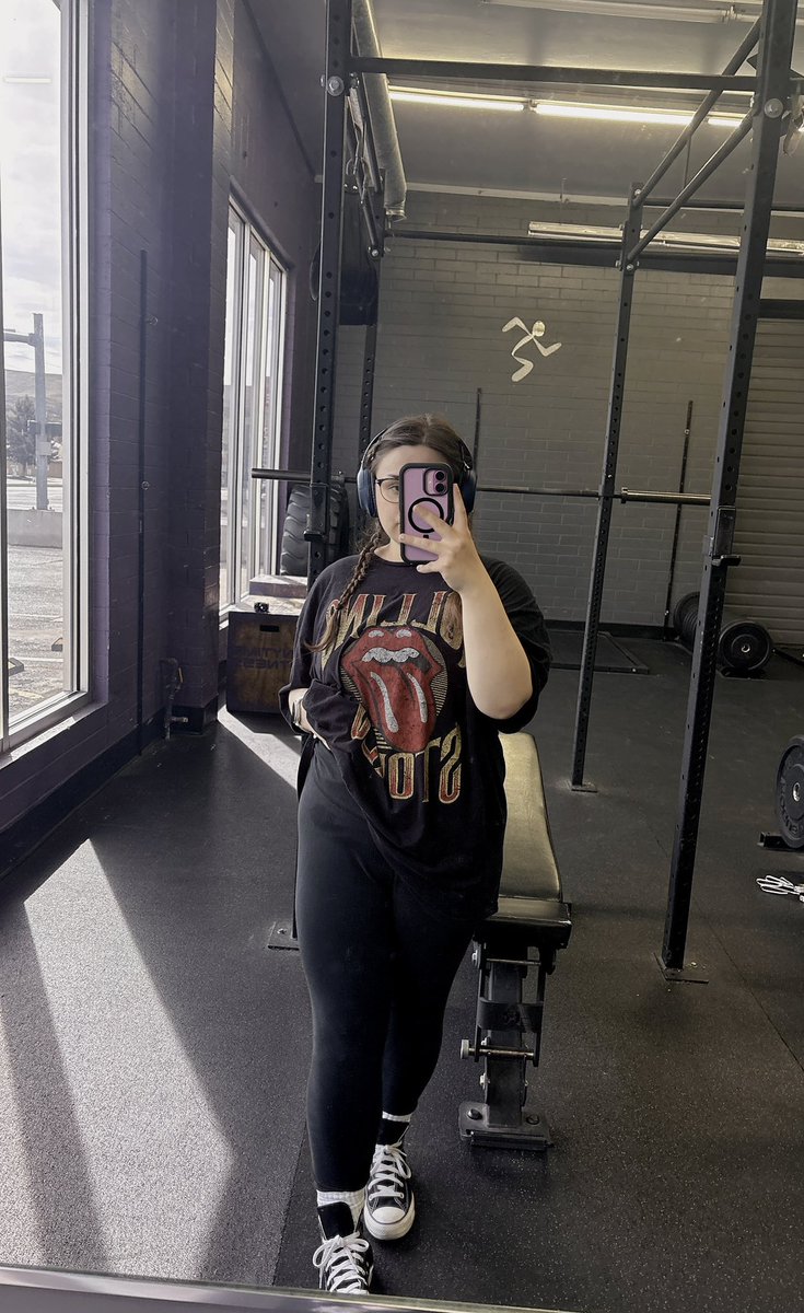 𖦹 -96lbs tweet media