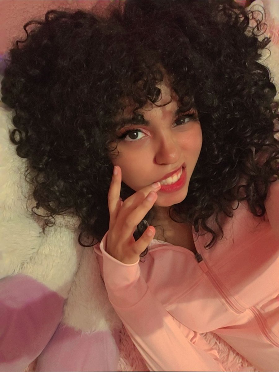 ♡𝓓𝓸𝓵𝓵𝔂 .⁠｡⁠*⁠♡ tweet media