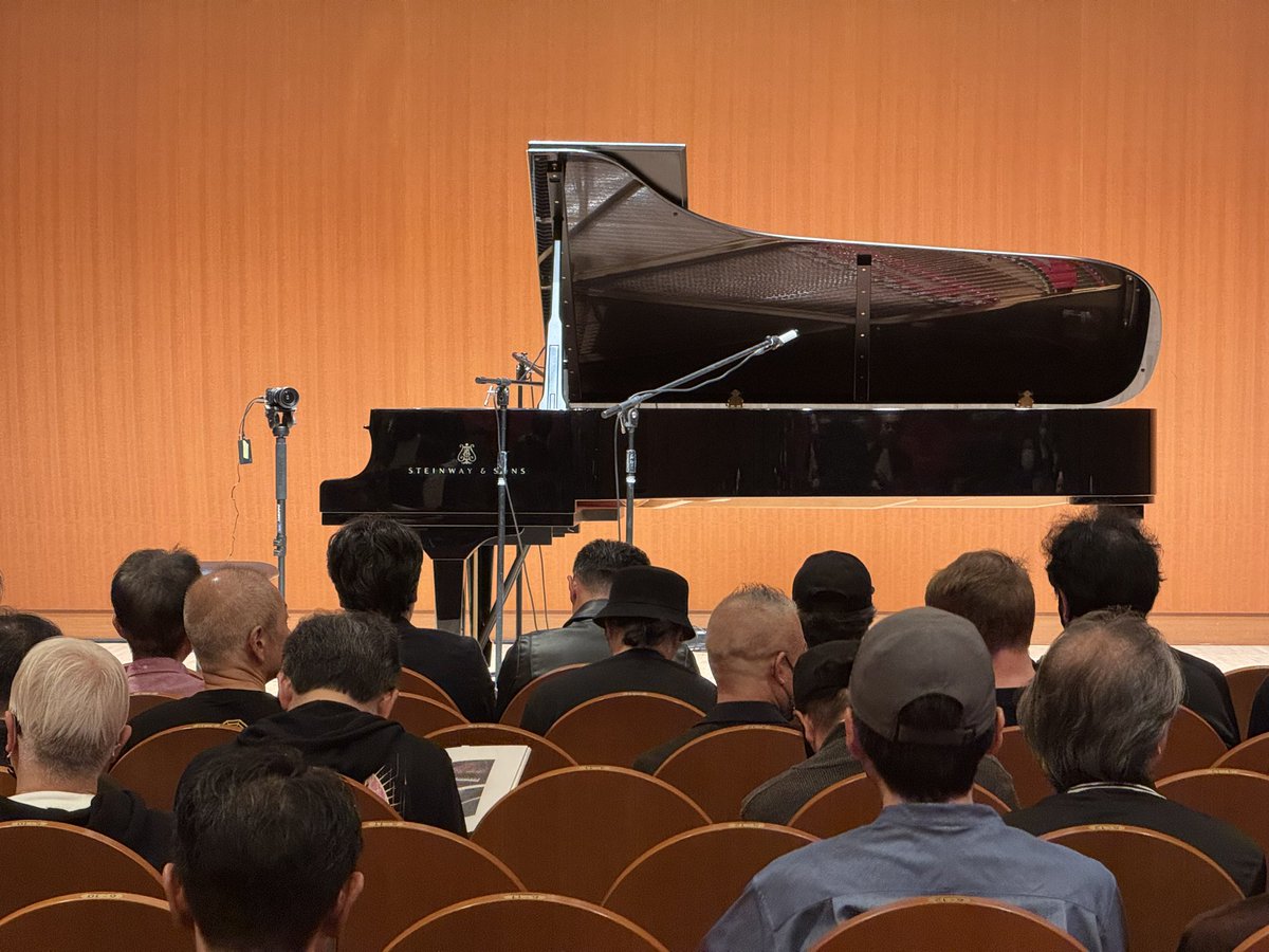 LT－ＭETAL tweet media