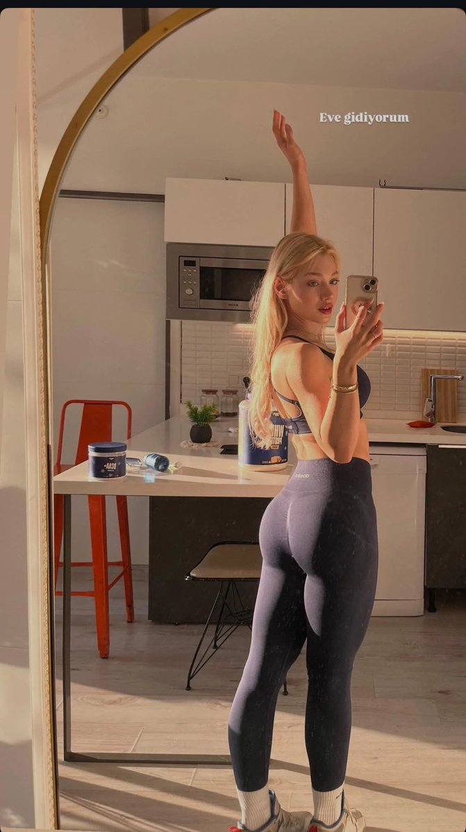 t o k y o tweet media