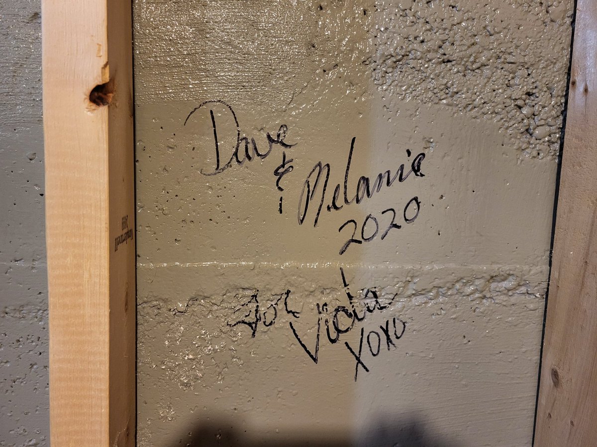 Melanie In Saskatchewan tweet media