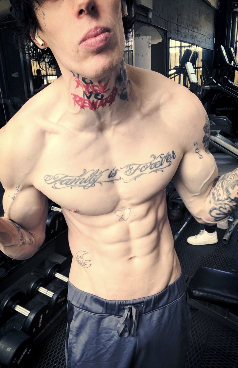 Crashh🏴☠️ tweet media