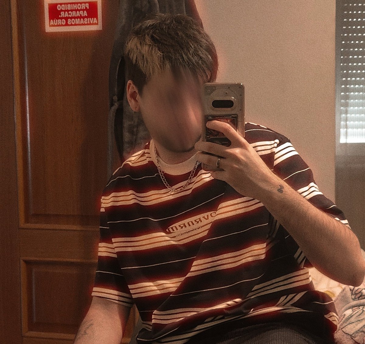 Neon Icon tweet media