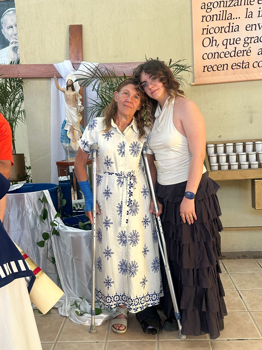 AmeliaW38844252's tweet image. We made it to mass today. #CatholicX #PraiseGod