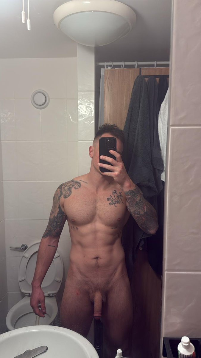 Tyler.gunn tweet media