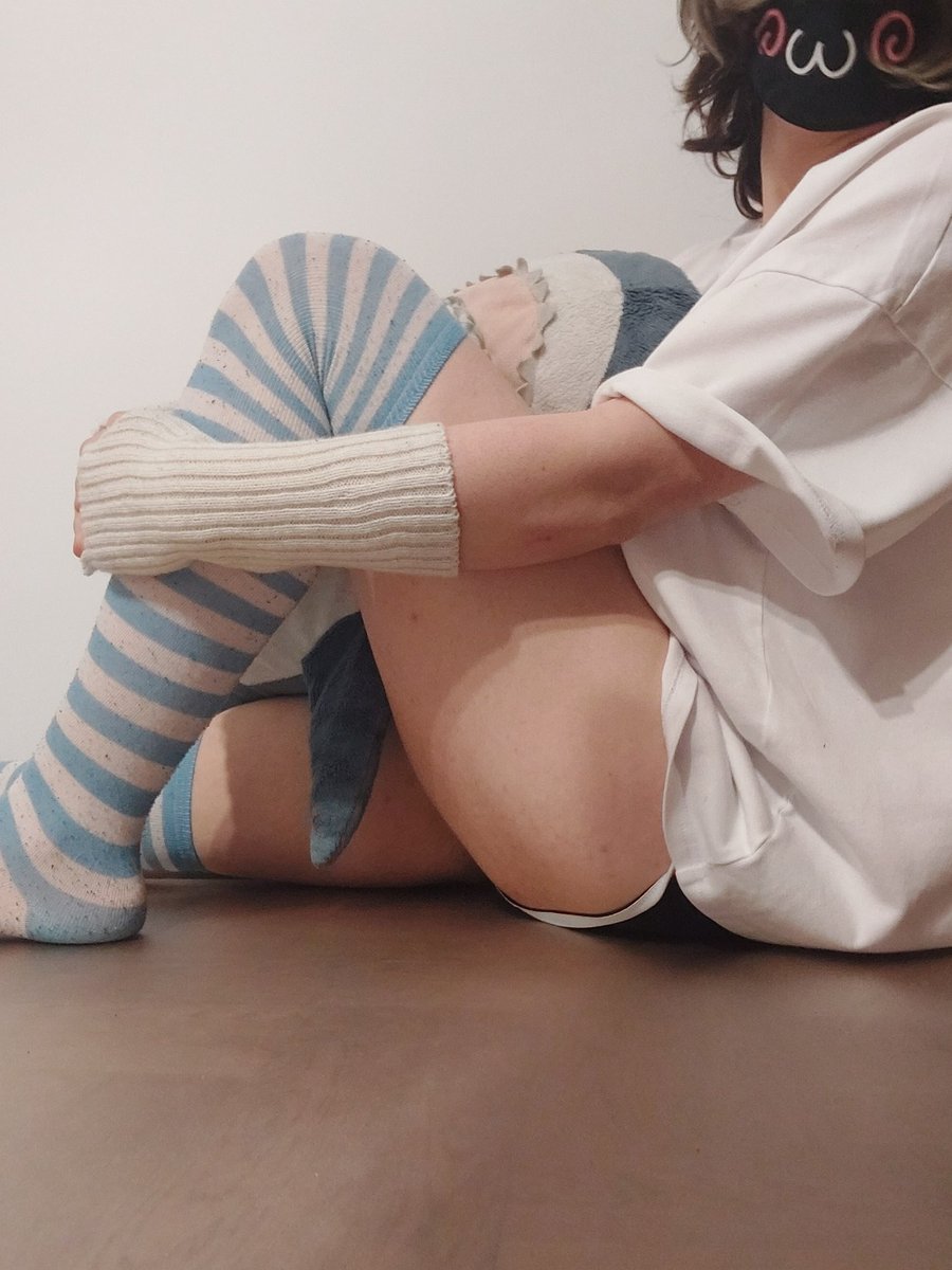 js_femboy tweet media