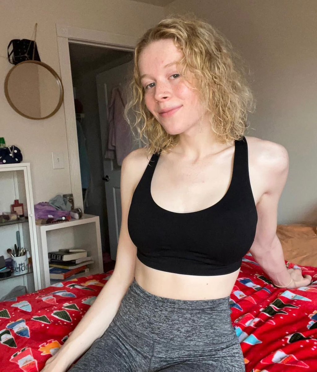 Alliexx🏳️‍⚧️🌸 tweet media