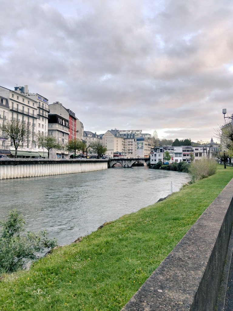 Christina (COMMS OPEN) tweet media