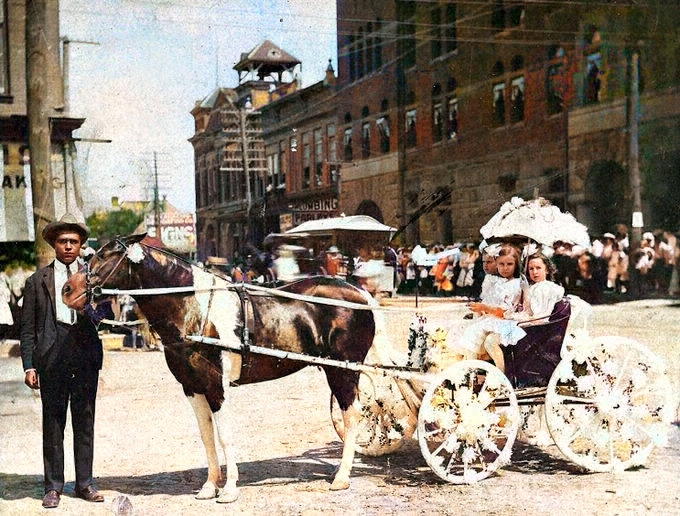 ColorizeImages tweet picture