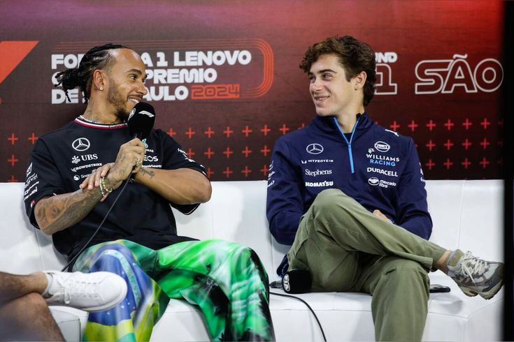 МЕСТНЫЙ СУМАШЕДШИЙ СУГРЕВ tweet media