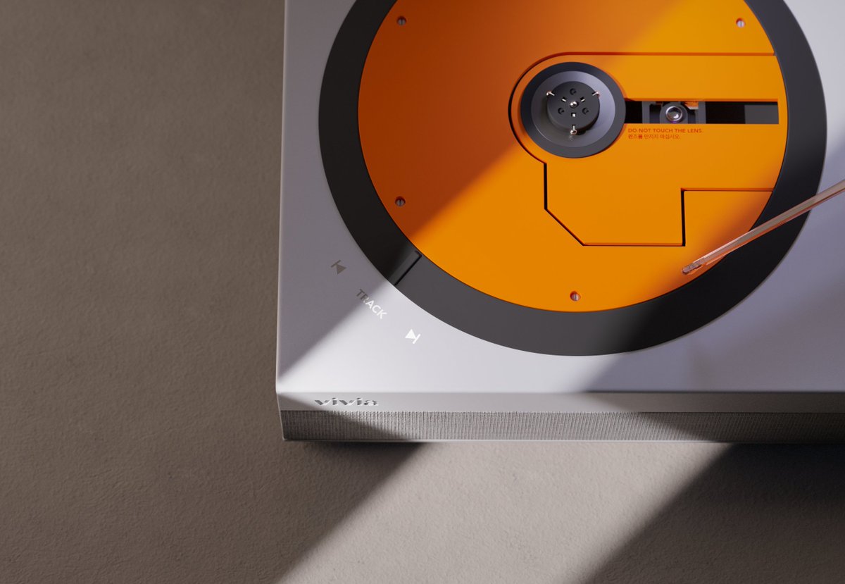 kotecinho's tweet photo. Vivia Turntable for Compact Discs  

Jaehyung Chu