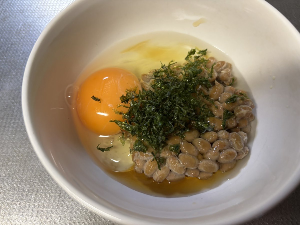 show-emon3 tweet media