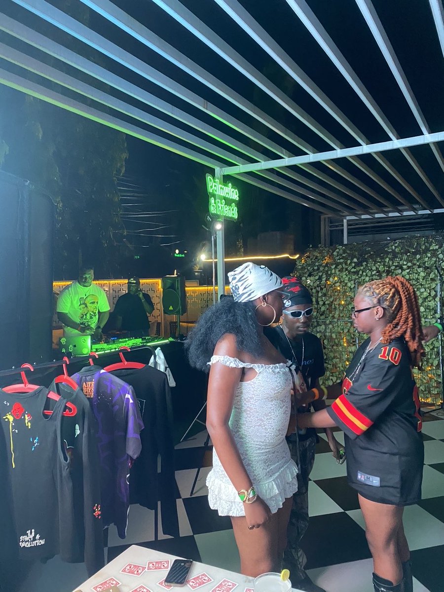 Trill bill tweet media