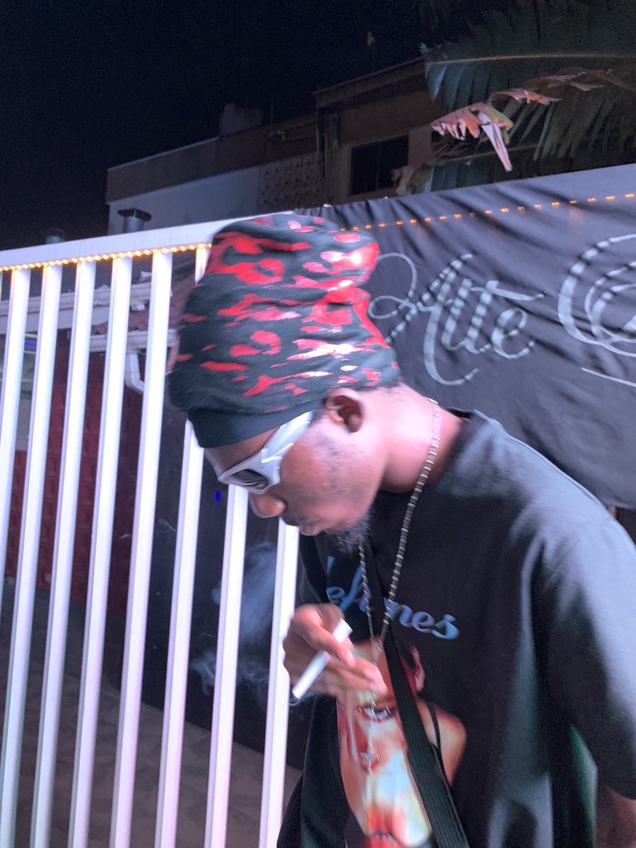 Trill bill tweet media