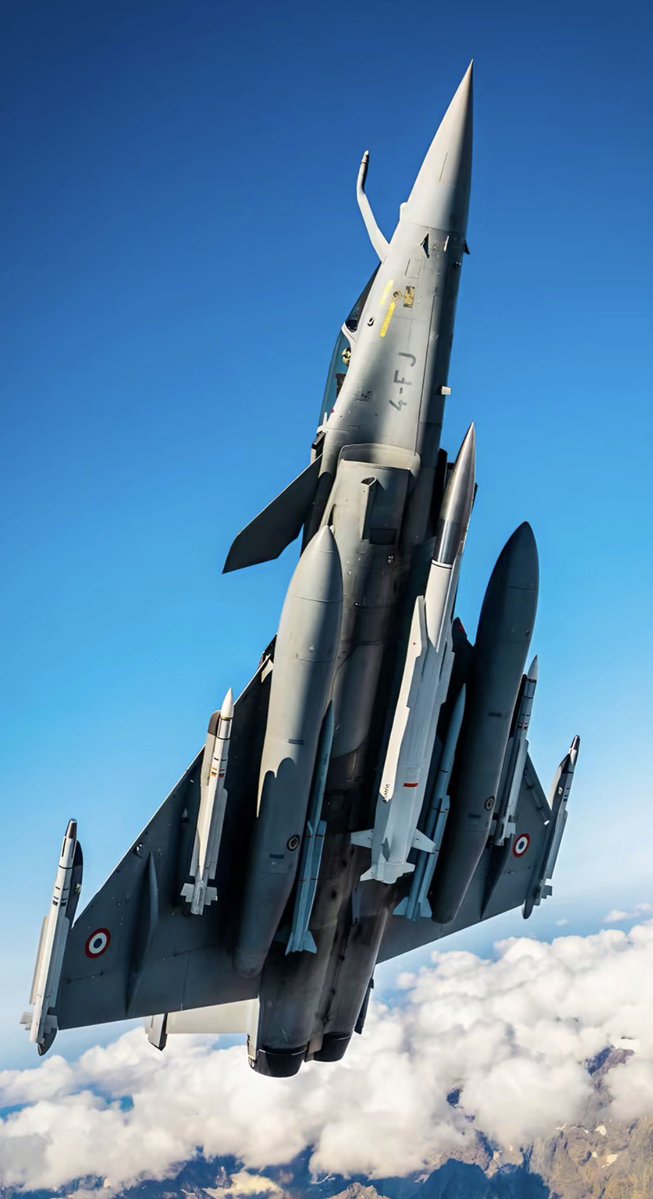 LEROY 🏴‍☠️ tweet media