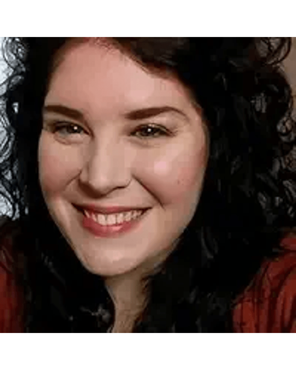 LiteraryTitan's tweet image. The Name and the Key follows a woman grieving after her mother's disappearance and death, who experiences visions and finds herself pulled into a #magical world. What was the inspiration for the setup of your #story?
#WriteLife #fantasy
wp.me/p3cyvH-OKz?utm…