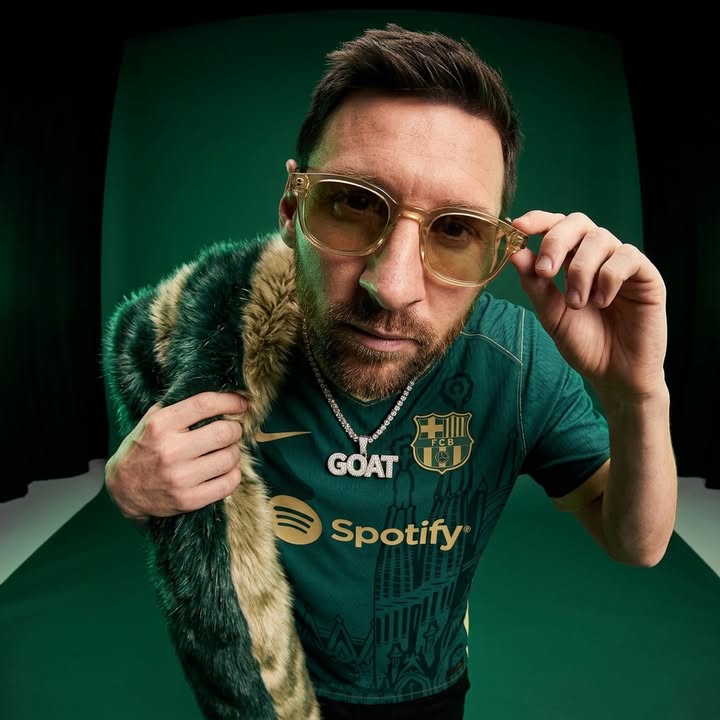 Hámzēe★ tweet media