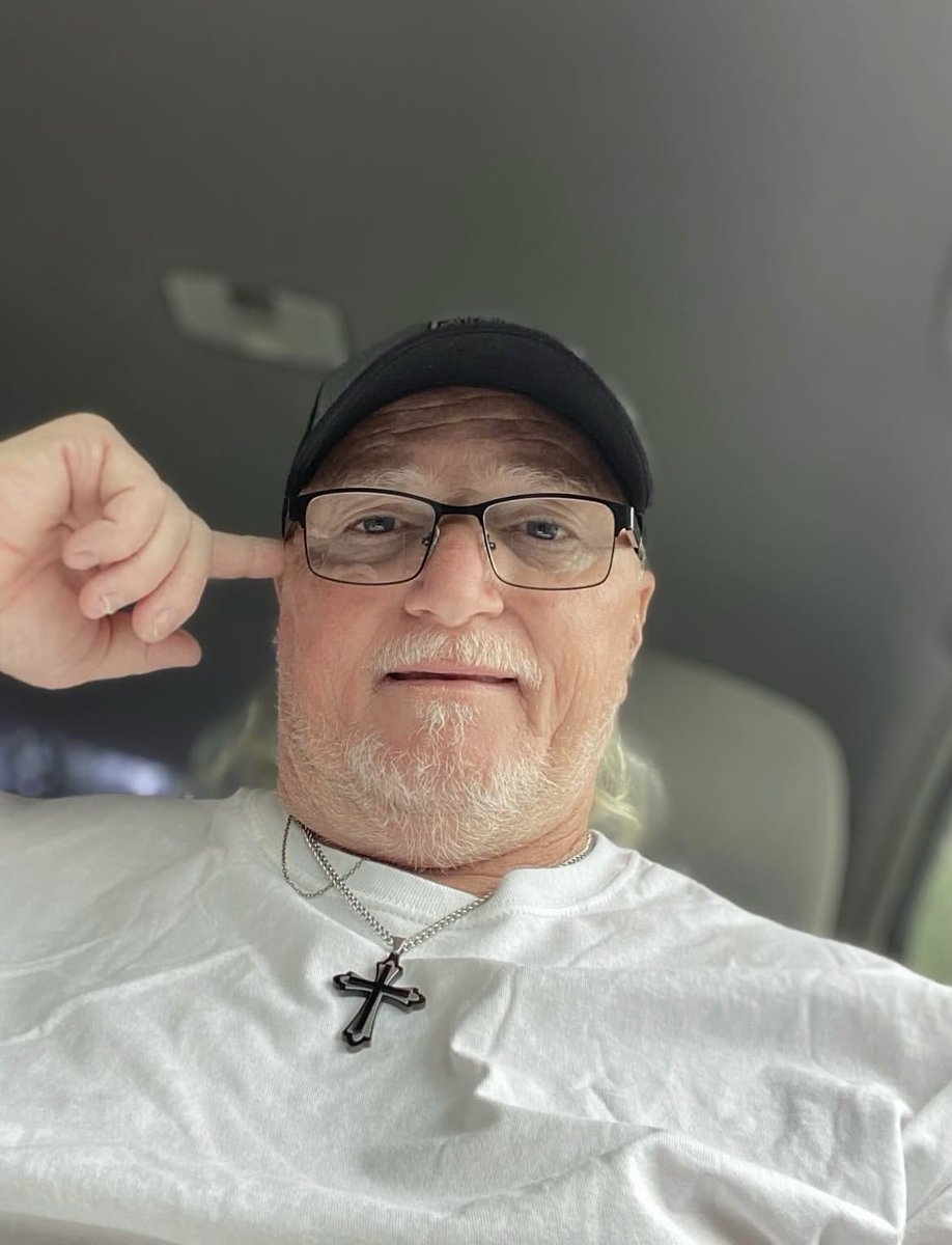 Roman_celentano tweet media