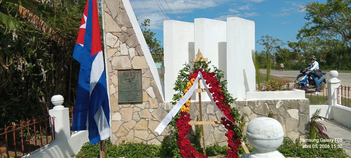 AngelMatosTorr2's tweet photo. Como es tradición rememoramos hoy el 68 aniversario de la caída en combate en Baire de nuestro mártires Adolfo García Funes(tato funes), Cándido Alvarez Mendoza y Luis Benito Trinchet.
#Contramaestre
#SantiagoDeCuba https://t.co/5XN7aGuYmd
