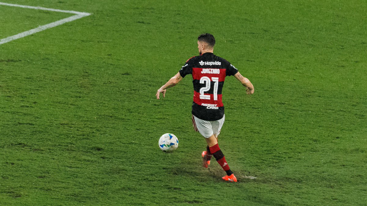 Jorginho em cobranças de pênalti pelo <a href="/Flamengo/">Flamengo</a>:

🥅 10 pênaltis cobrados
⚽ 10 pênaltis convertidos (!) 
📊 100% de aproveitamento (!) 

🎯🎯