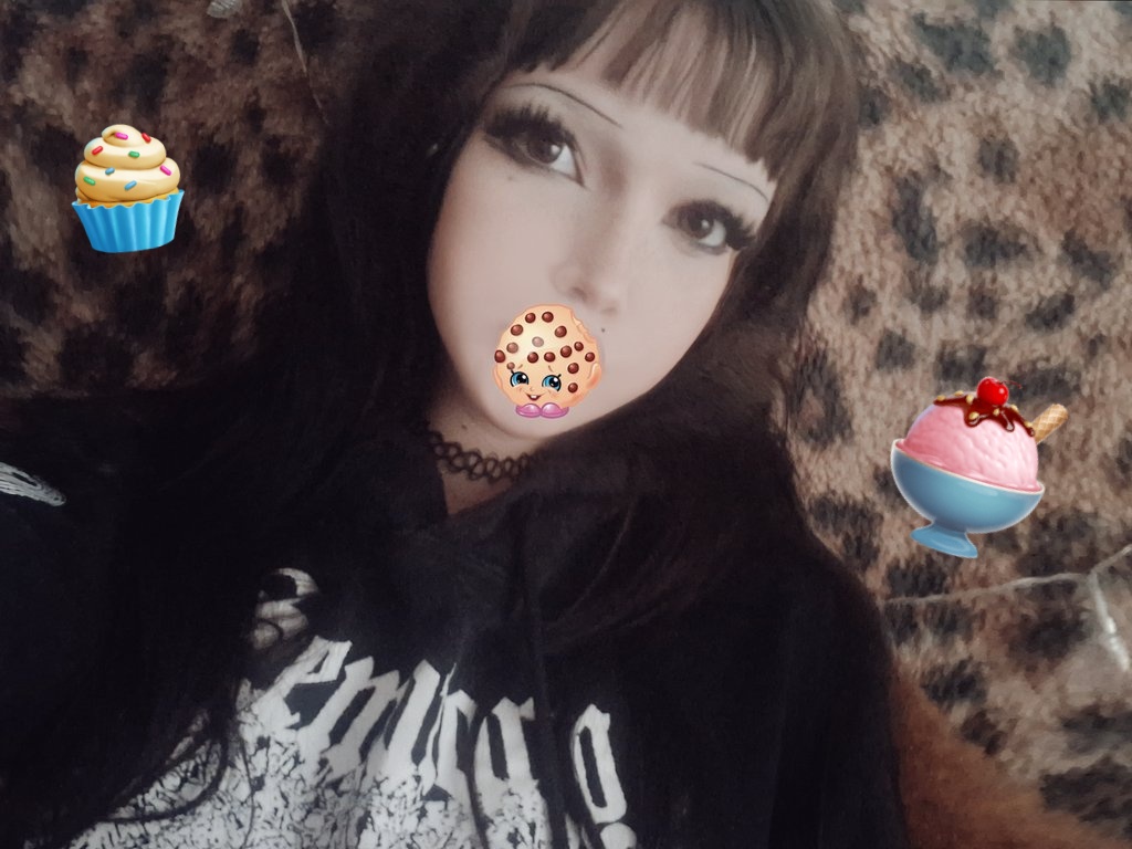 candyGirl 🍭🍭🧁🍩🩷🎀 tweet media