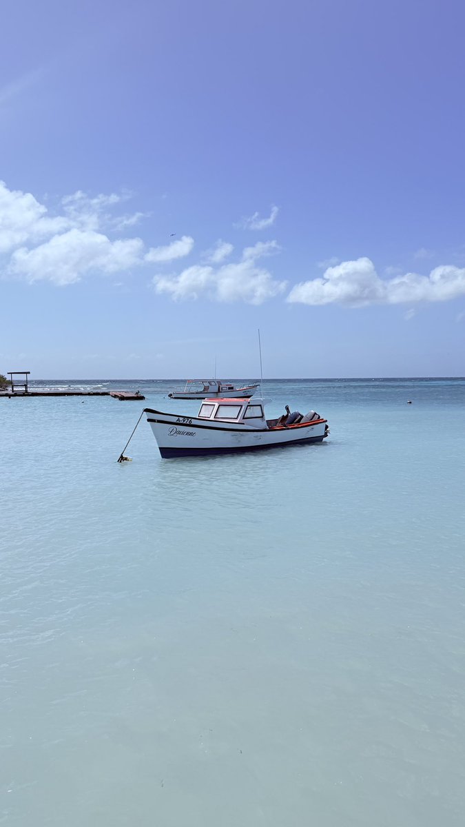 KKIMROC's tweet photo. I’m off to the Caribbean… 

https://t.co/VTyoIpRcid https://t.co/jnEGXdhP0z