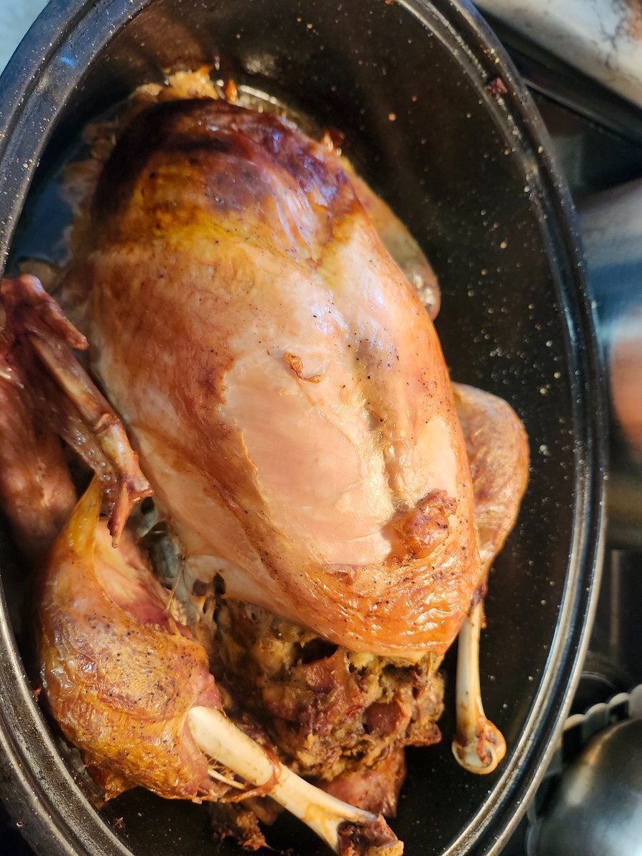 Karmen🇬🇷🇮🇪 tweet media