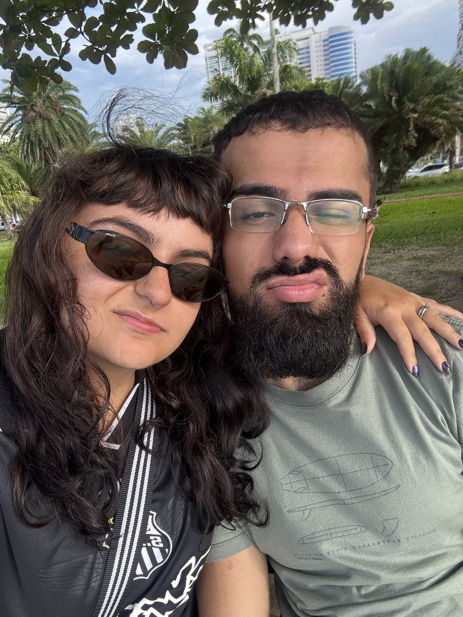 lewashiu's tweet image. os outros, conheci por ocioso acaso
a ti, vim a encontrar porque era preciso 💓