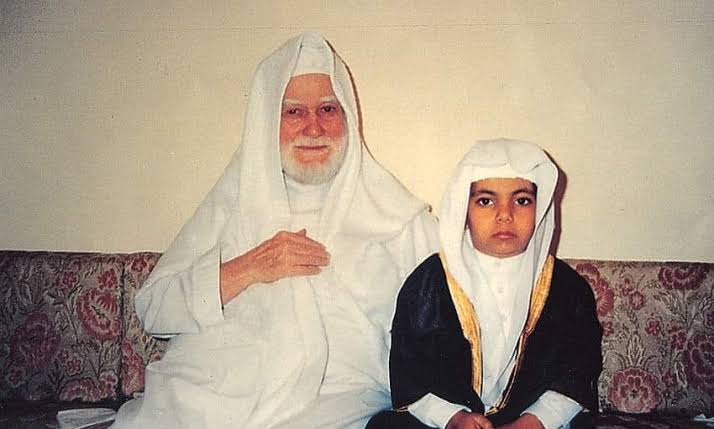 editcizâde efendi tweet media