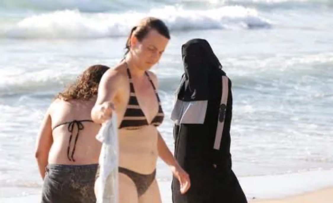 Niqab Nancy 🍉🍗 tweet media