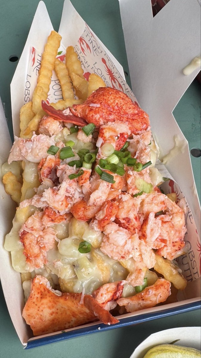 ₚₚ ☘️ tweet media