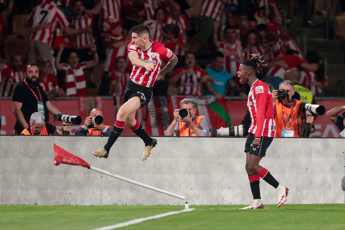 ElFamosoAth tweet media