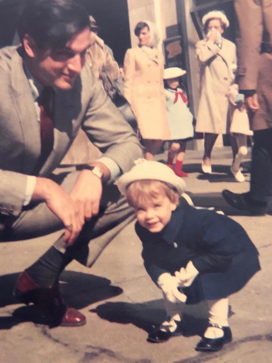 Brooke Shields tweet media