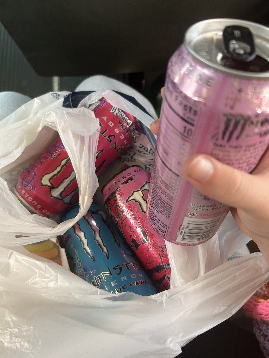 ℭ𝔬𝔬𝔫-𝔱𝔞𝔦𝔩𝔷𝔷𝔷 𖤐⋆。𖦹°‧✭ tweet media