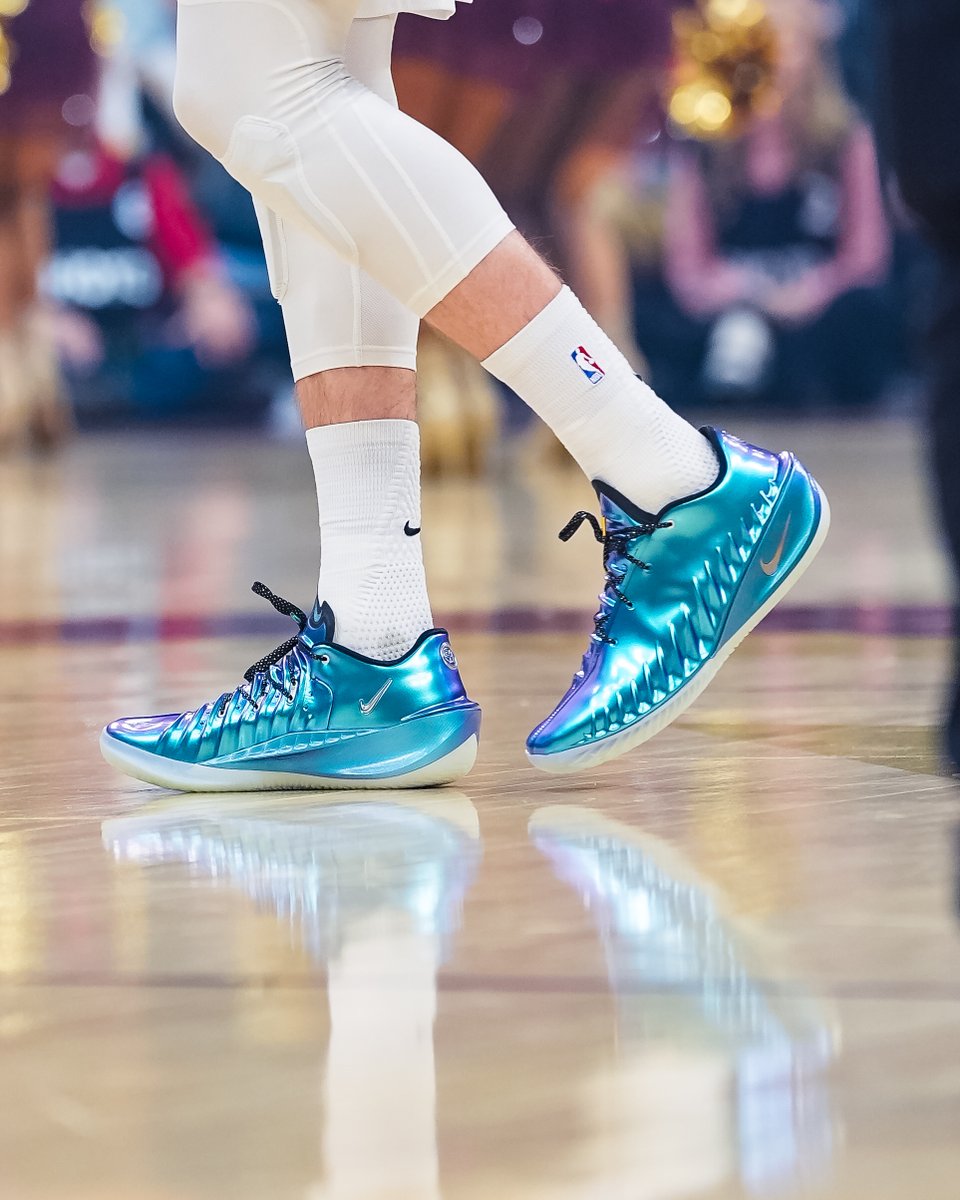 Pacers's tweet photo. It's a boy! 💙

Micah Potter is wearing blue shoes to announce he's expecting a son with his wife, Elle, in September. https://t.co/qD7W4iyC14