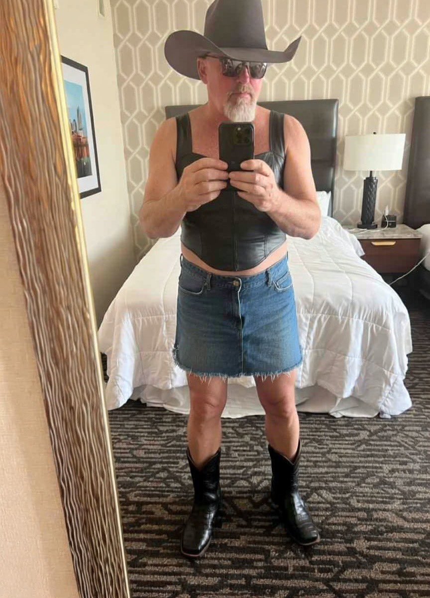 Garrett Graves tweet media