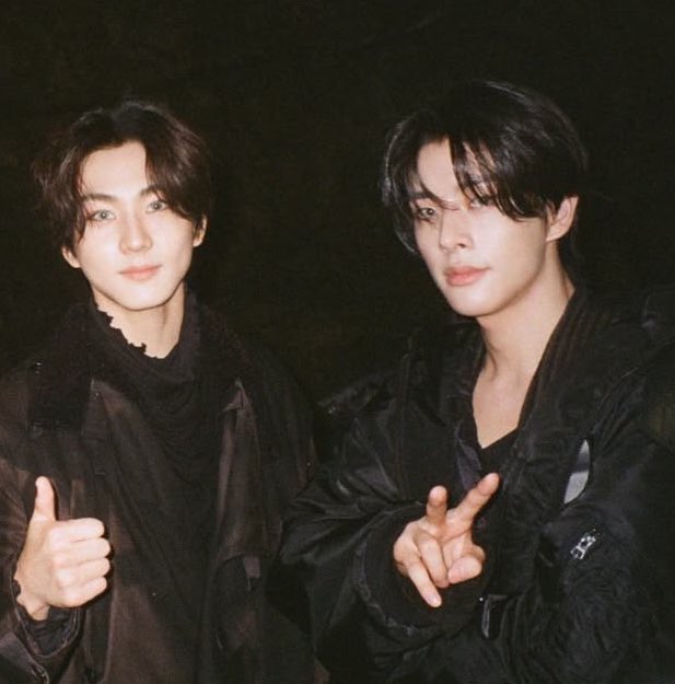 Actually Heeseung tweet media